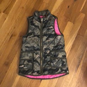 camouflage vest